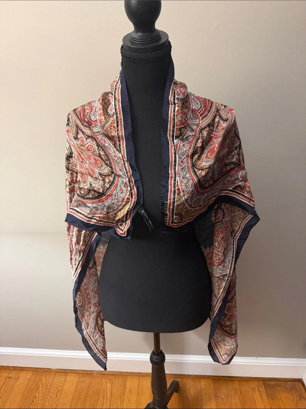 Vintage Ellen Tracy 100% Silk Paisley Scarf 34” Hand Rolled Japan. Navy and red
